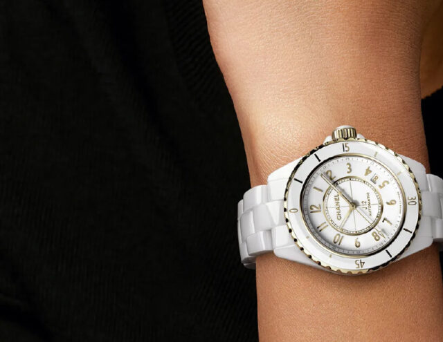 セラミックとGoldのMariage　CHANEL　J12